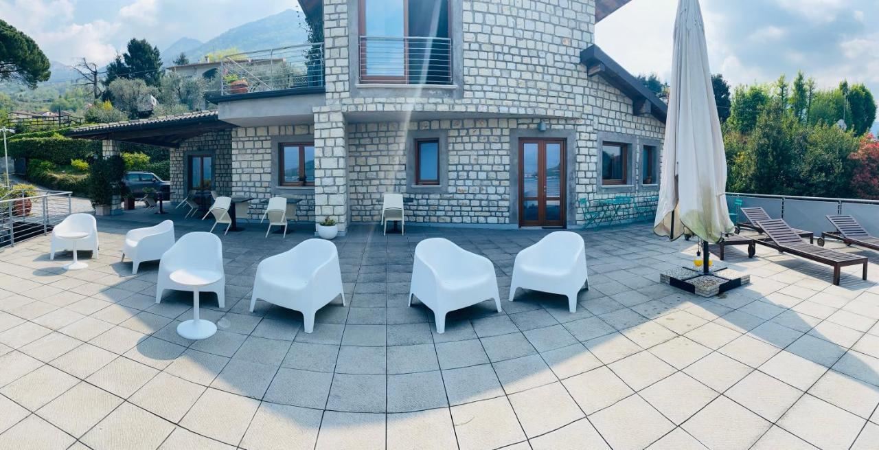 Vela Di Soleville Camere Con E Senza Vista Lago Con Ristorante & Pizzeria Sale Marasino Luaran gambar