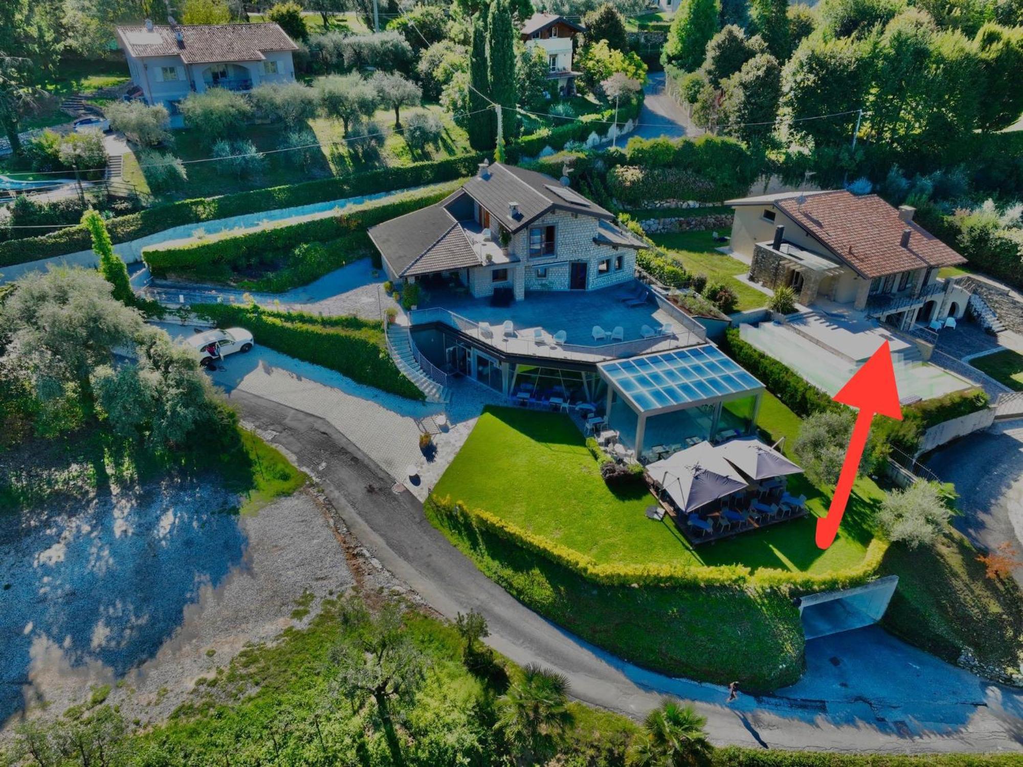 Vela Di Soleville Camere Con E Senza Vista Lago Con Ristorante & Pizzeria Sale Marasino Luaran gambar